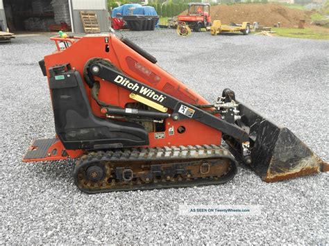 SK650 Mini Skid Steer From: Ditch Witch 